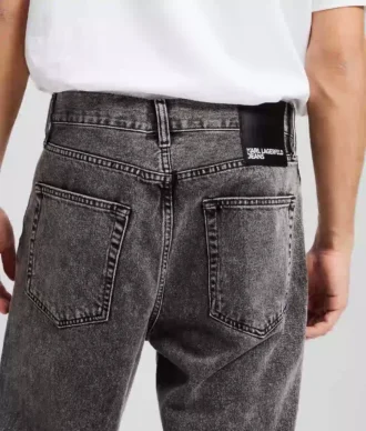 AVSLAPNADE JEANS