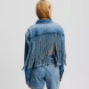 AVSLAPPNAD DENIMJACKA MED FRANSAR AVSLAPPNAD DENIMJACKA MED FRANSAR
