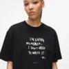 Avslappnad T-shirt med Karl-citat Avslappnad T-shirt med Karl-citat