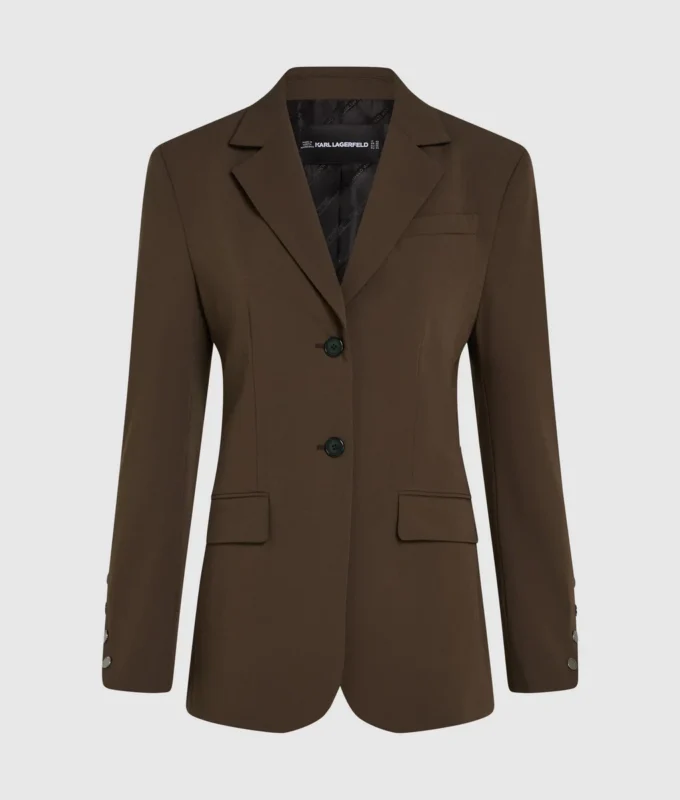Blazer med tryckknappar Blazer med tryckknappar