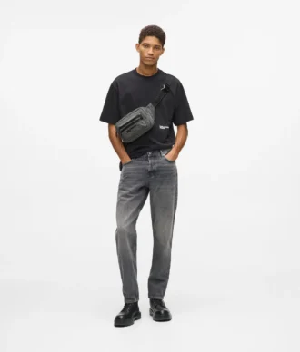 Bältesväska i tvättad denim
