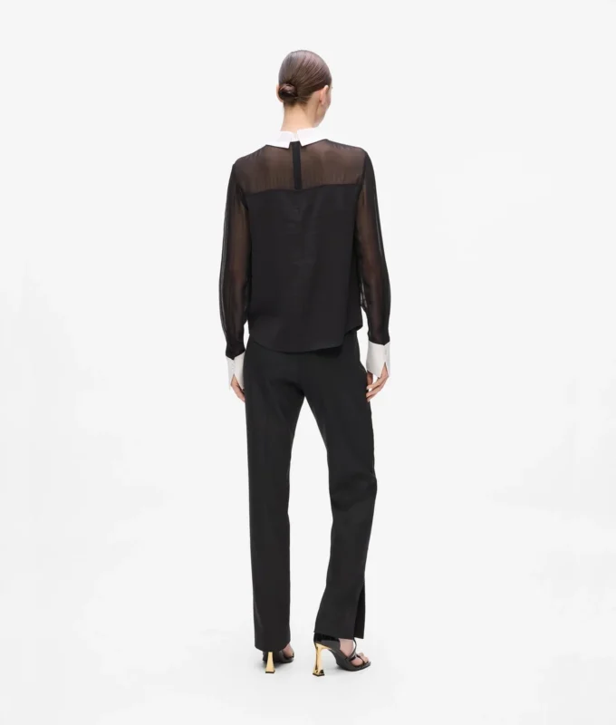 Blus med knytdetalj Blus med knytdetalj