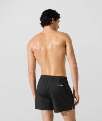 Boardshorts med Monogram-pin