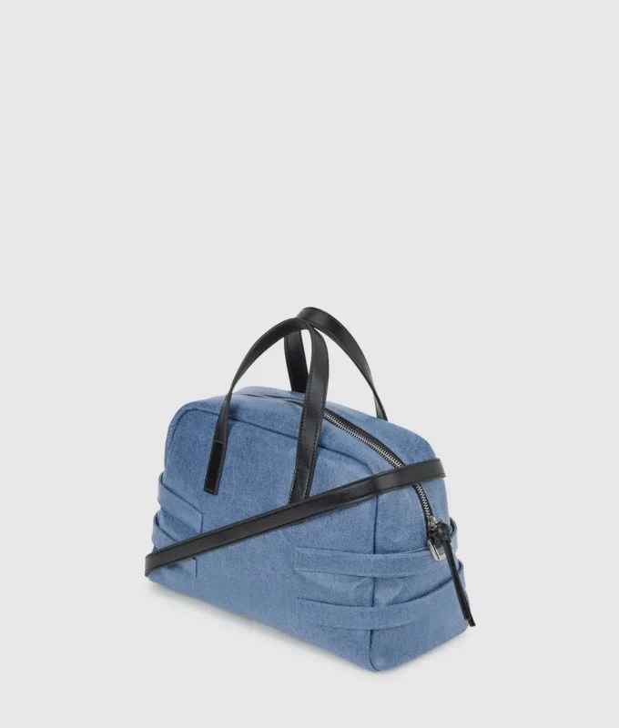 Bowlingväska i denim med spänne Bowlingväska i denim med spänne