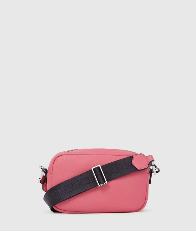 Crossbody-kameraväska med boxlogotyp Crossbody-kameraväska med boxlogotyp