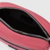 Crossbody-kameraväska med boxlogotyp Crossbody-kameraväska med boxlogotyp