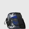 Crossbody-väska med graffititryck Crossbody-väska med graffititryck