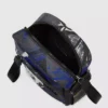 Crossbody-väska med graffititryck Crossbody-väska med graffititryck