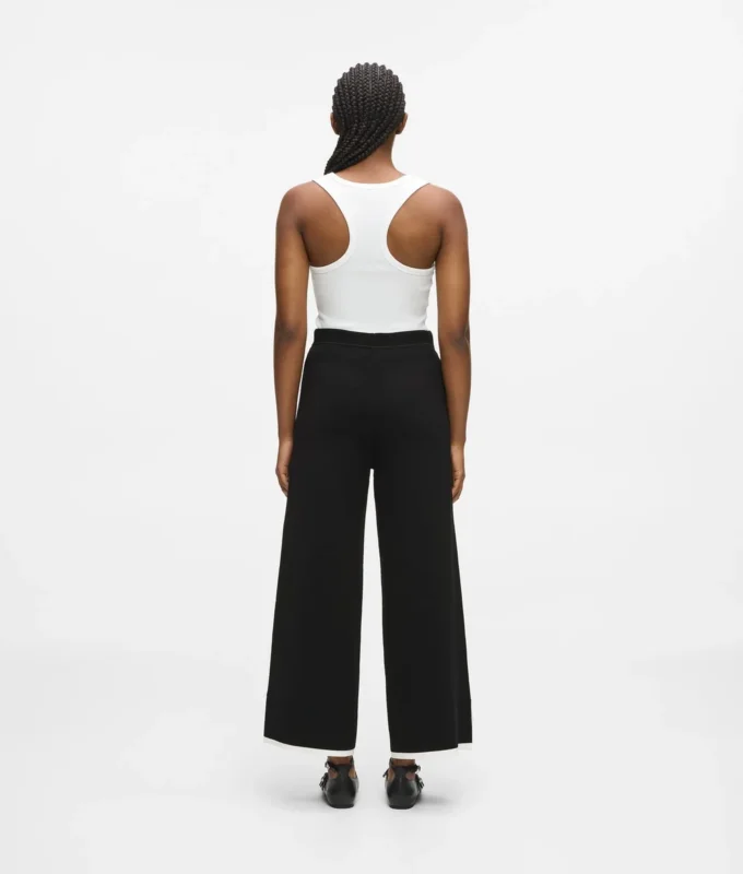Culottes med kontrasterande kantband Culottes med kontrasterande kantband