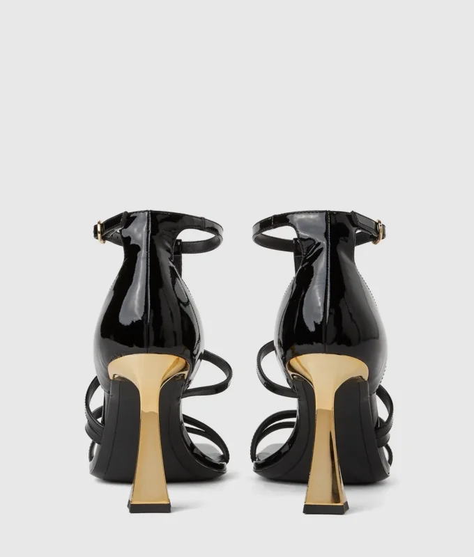 Debutante sandaler med remmar och klack Debutante sandaler med remmar och klack