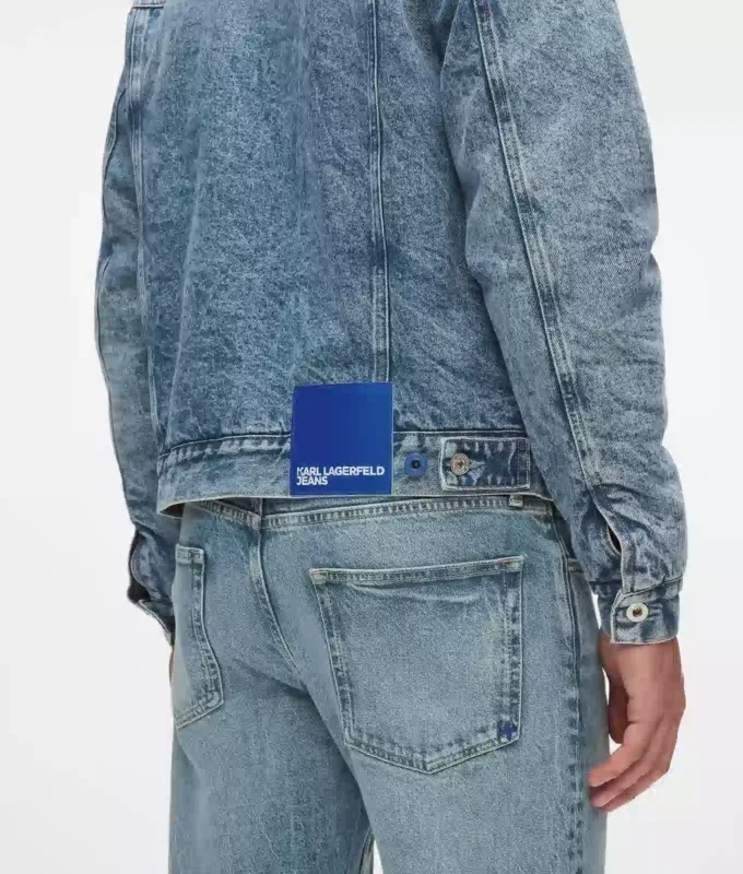 Denimjacka i shearling