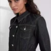 DENIMJACKA MED KONTRASTERANDE SÖMMAR DENIMJACKA MED KONTRASTERANDE SÖMMAR