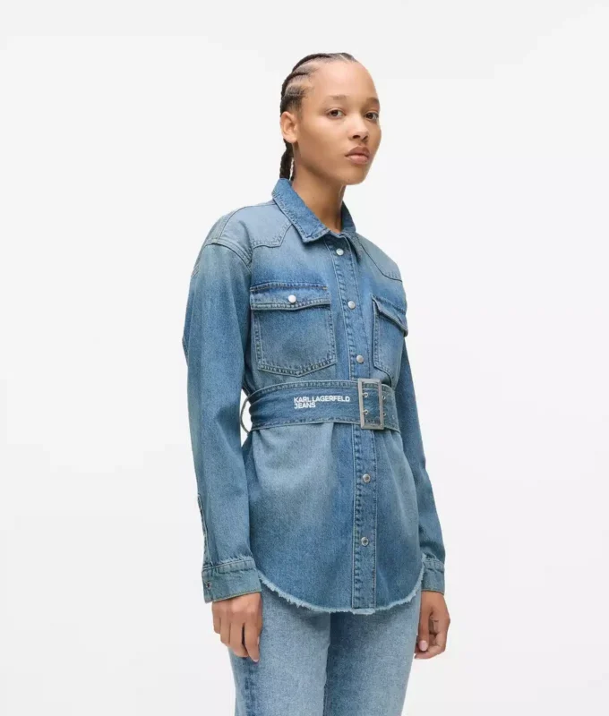 Denimskjorta med bälte Denimskjorta med bälte