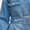 Denimskjorta med bälte Denimskjorta med bälte