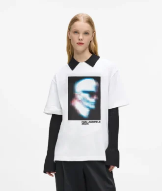 Digitaliserad Karl-T-shirt