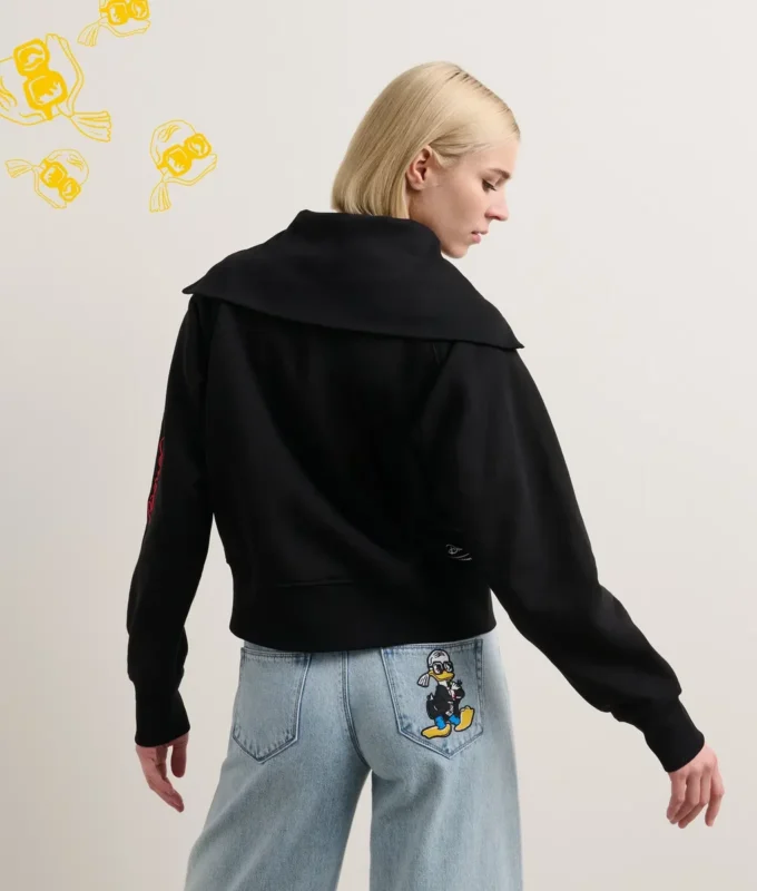 DISNEY X KL HALF-ZIP SWEATSHIRT DISNEY X KL HALF-ZIP SWEATSHIRT