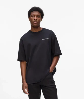 Exklusiv avslappnad T-shirt med texten ”Karl told me”