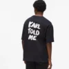 Exklusiv avslappnad T-shirt med texten ”Karl told me”