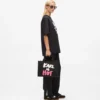 Exklusiv medelstor totebag med texten ”Karl is hot” Exklusiv medelstor totebag med texten ”Karl is hot”
