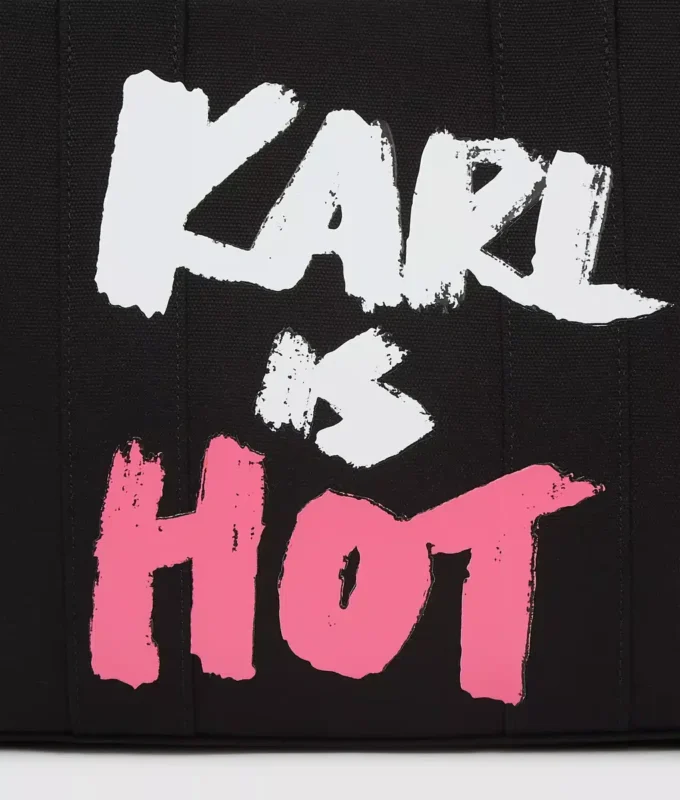 Exklusiv medelstor totebag med texten ”Karl is hot” Exklusiv medelstor totebag med texten ”Karl is hot”