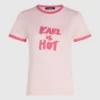 Exklusiv T-shirt med texten ”Karl is hot” Exklusiv T-shirt med texten ”Karl is hot”