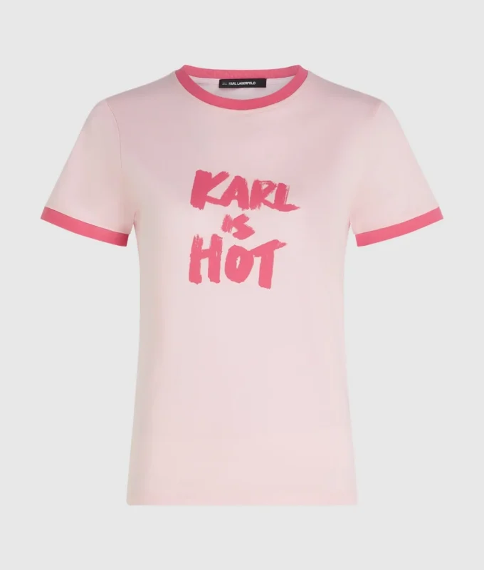 Exklusiv T-shirt med texten ”Karl is hot” Exklusiv T-shirt med texten ”Karl is hot”