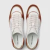 Exklusiva Kandidate Signia-broderade sneakers Exklusiva Kandidate Signia-broderade sneakers