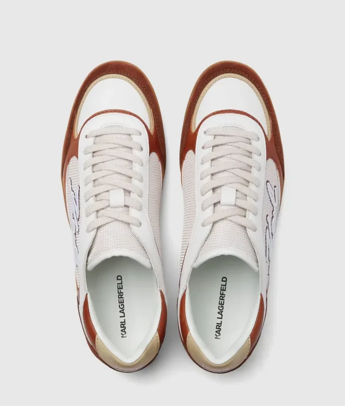 Exklusiva Kandidate Signia-broderade sneakers Exklusiva Kandidate Signia-broderade sneakers
