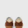 Exklusiva Kandidate Signia-broderade sneakers Exklusiva Kandidate Signia-broderade sneakers