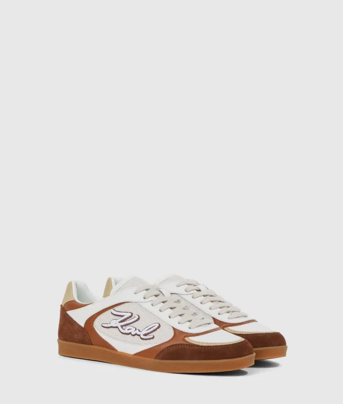 Exklusiva Kandidate Signia-broderade sneakers Exklusiva Kandidate Signia-broderade sneakers