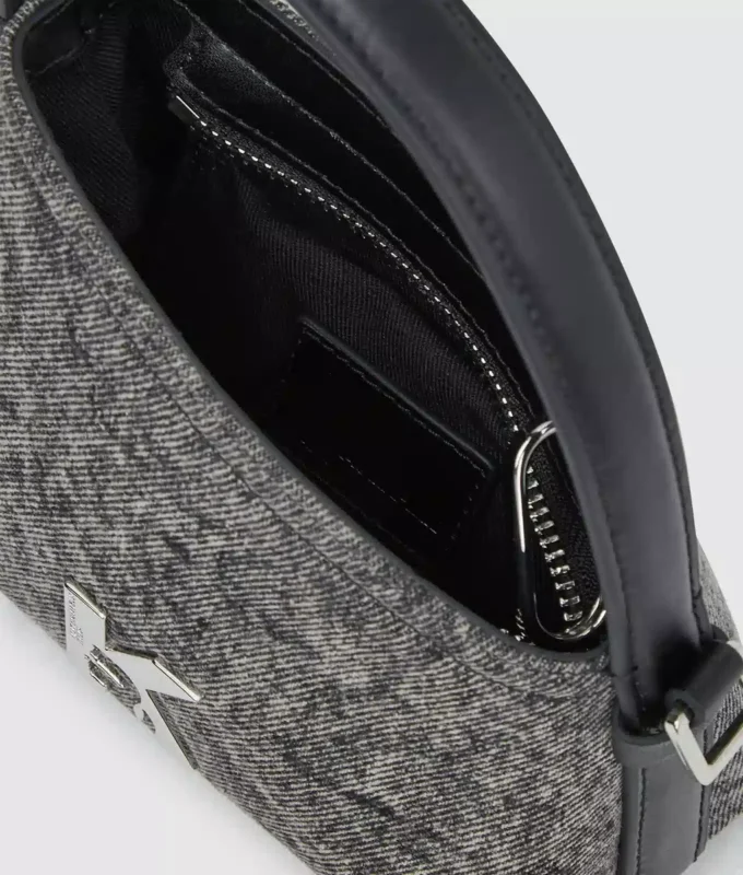 Geo mini crossbody-väska i denim Geo mini crossbody-väska i denim