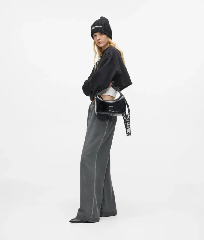 Glansig mini-hobo-väska Glansig mini-hobo-väska