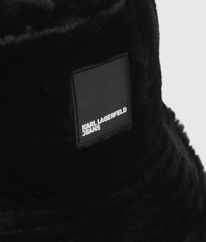 Hatt i fuskpäls Hatt i fuskpäls