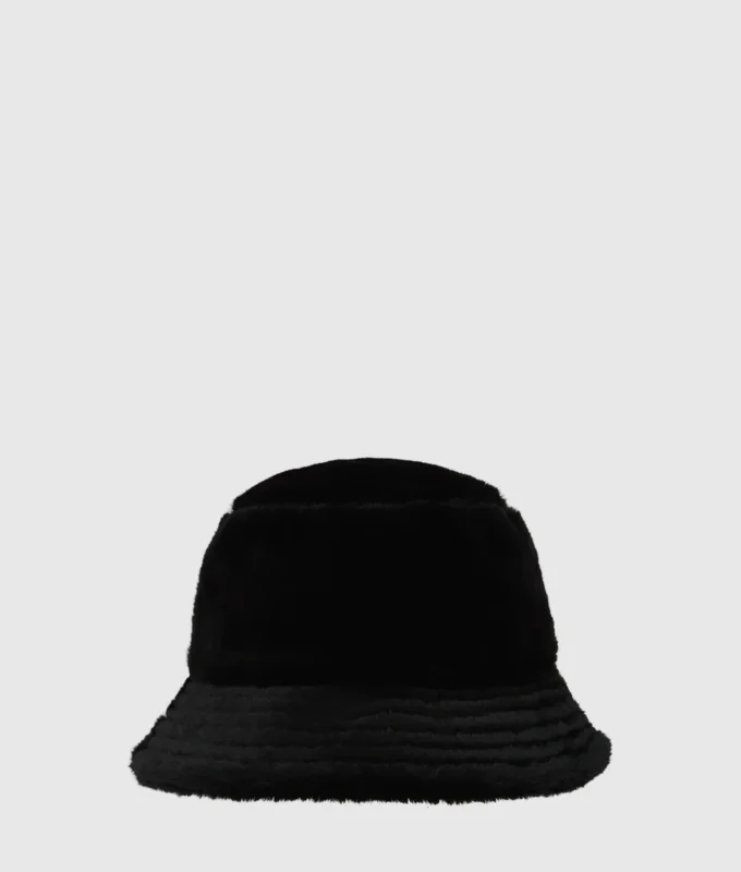 Hatt i fuskpäls Hatt i fuskpäls