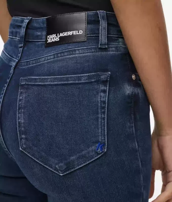 Högmidjade skinny jeans Högmidjade skinny jeans
