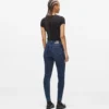 Högmidjade skinny jeans Högmidjade skinny jeans