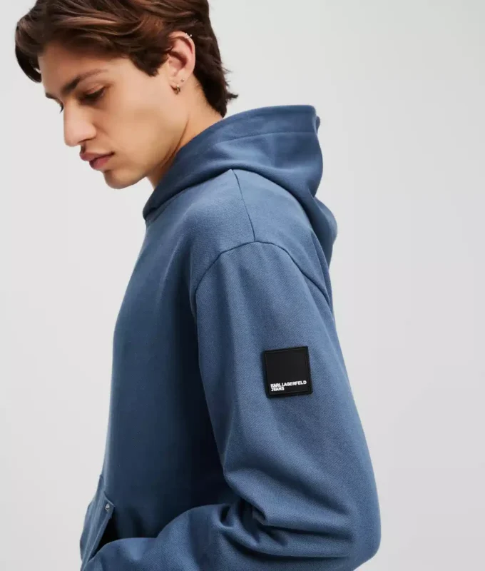HOODIE MED PATCH-LOGOTYP HOODIE MED PATCH-LOGOTYP