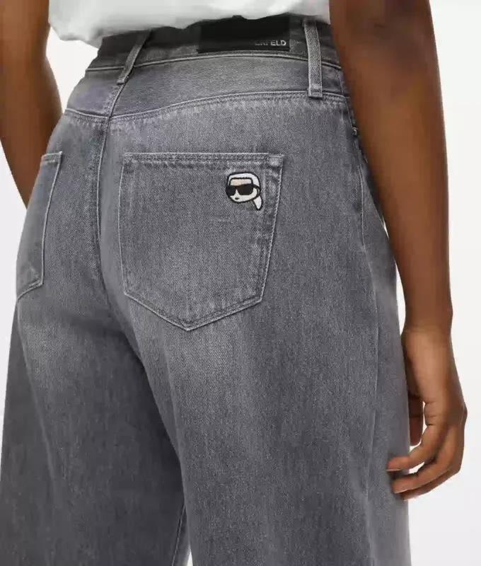 Ikon-jeans med barellben Ikon-jeans med barellben