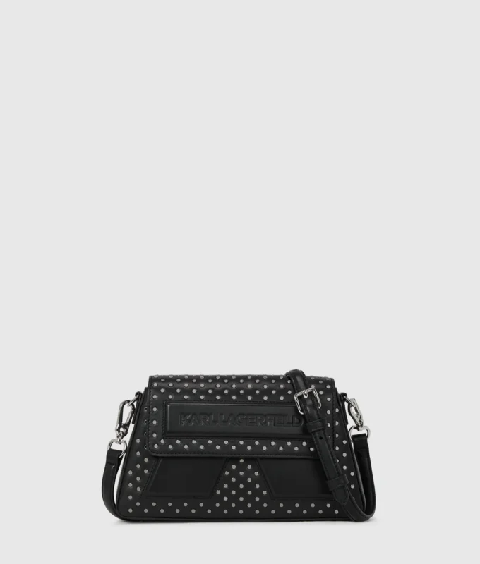 Ikon K crossbody-väska med nitar Ikon K crossbody-väska med nitar