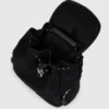 Ikon liten ryggsäck i nylon med lock Ikon liten ryggsäck i nylon med lock