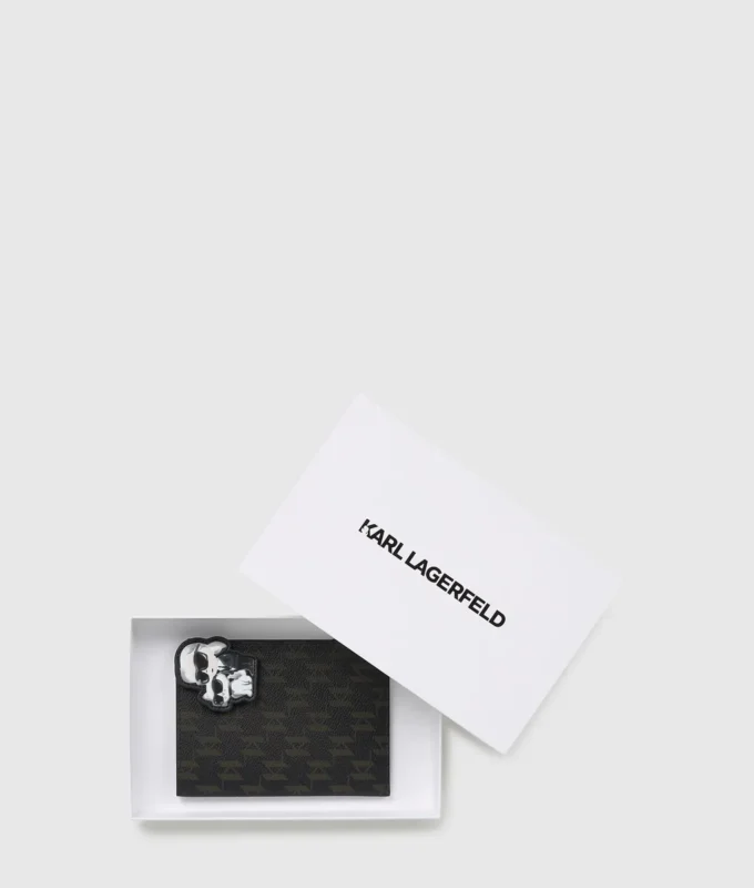 Ikon Monogram passfodral Ikon Monogram passfodral