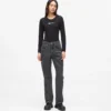 Jeans med hög midja och rak passform Jeans med hög midja och rak passform