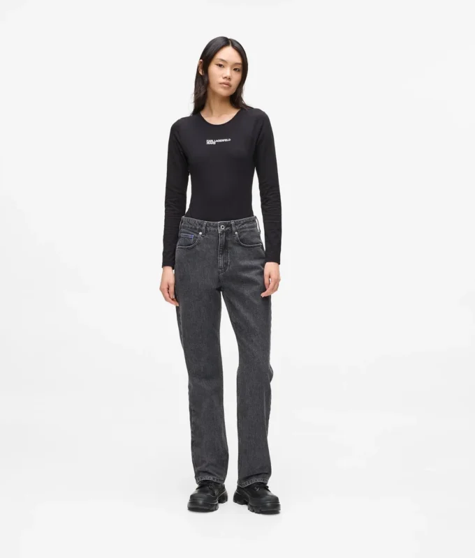 Jeans med hög midja och rak passform Jeans med hög midja och rak passform