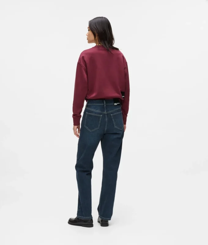 Jeans med hög midja och rak passform Jeans med hög midja och rak passform
