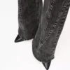 Jeans med hög midja och sömmar Jeans med hög midja och sömmar
