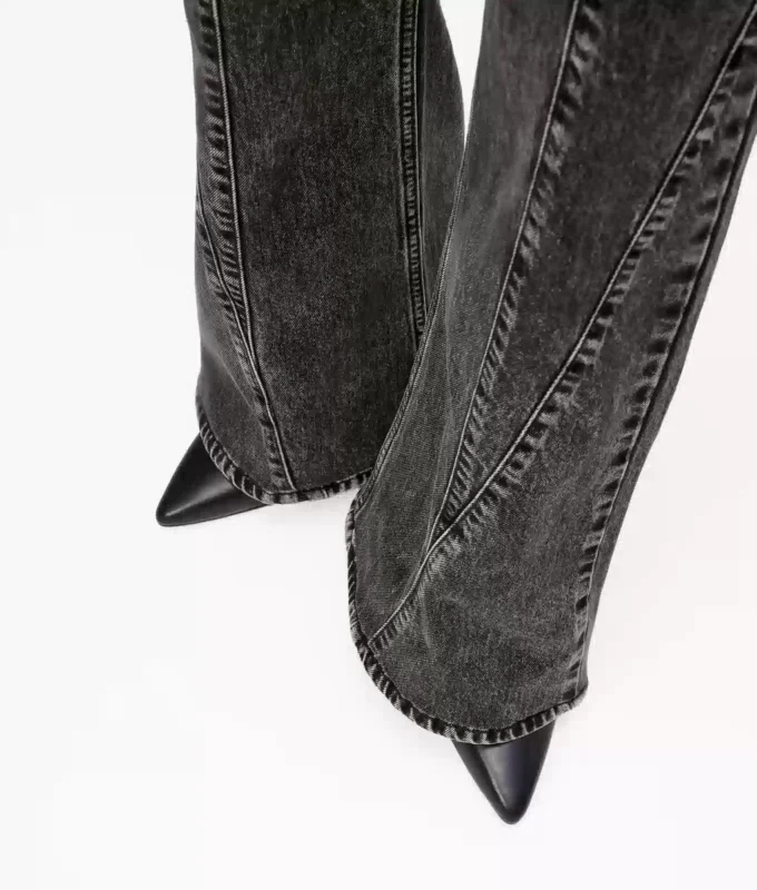 Jeans med hög midja och sömmar Jeans med hög midja och sömmar