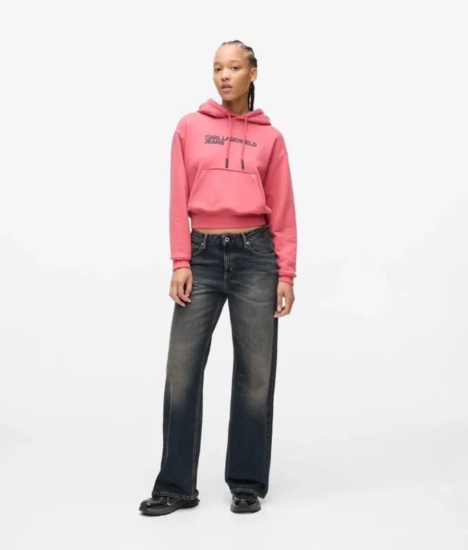 Jeans med medelhög midja och avslappnad passform