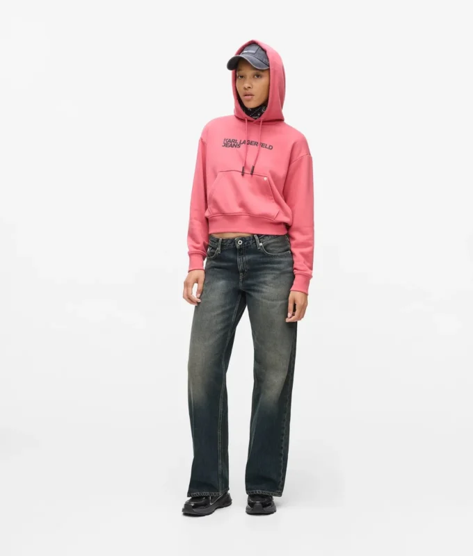 Jeans med medelhög midja och avslappnad passform