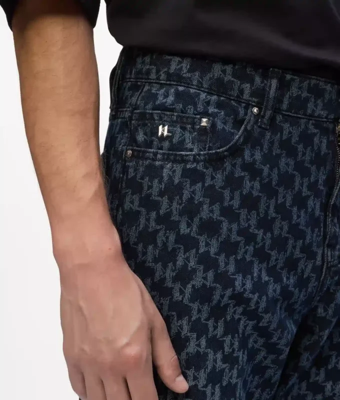 Jeans med monogram över hela ytan Jeans med monogram över hela ytan