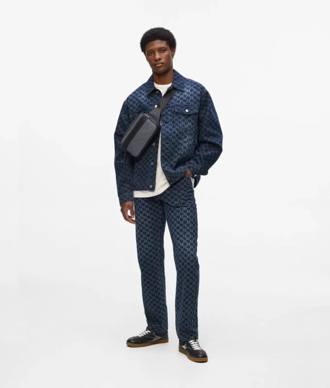 Jeans med monogram över hela ytan Jeans med monogram över hela ytan